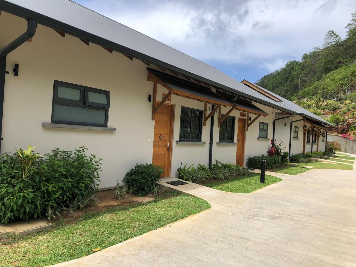 טקמק Paradise Chalets Yoga & Wellness מראה חיצוני תמונה